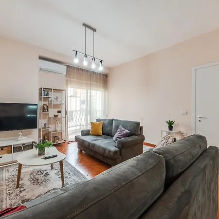 Apartment Solace By Tirana