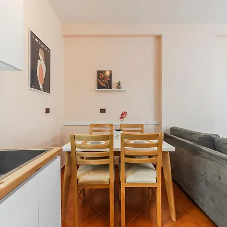 Solace By Apartment *